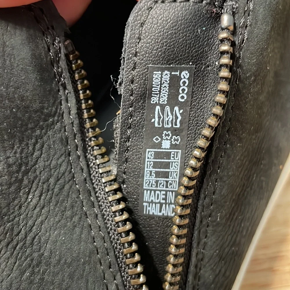 Ecco Soft Nubuck Leather Zip Ankle Boot - Picture 11 of 17